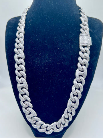 Heavy 15mm Iced Out VVS Cuban Chain
